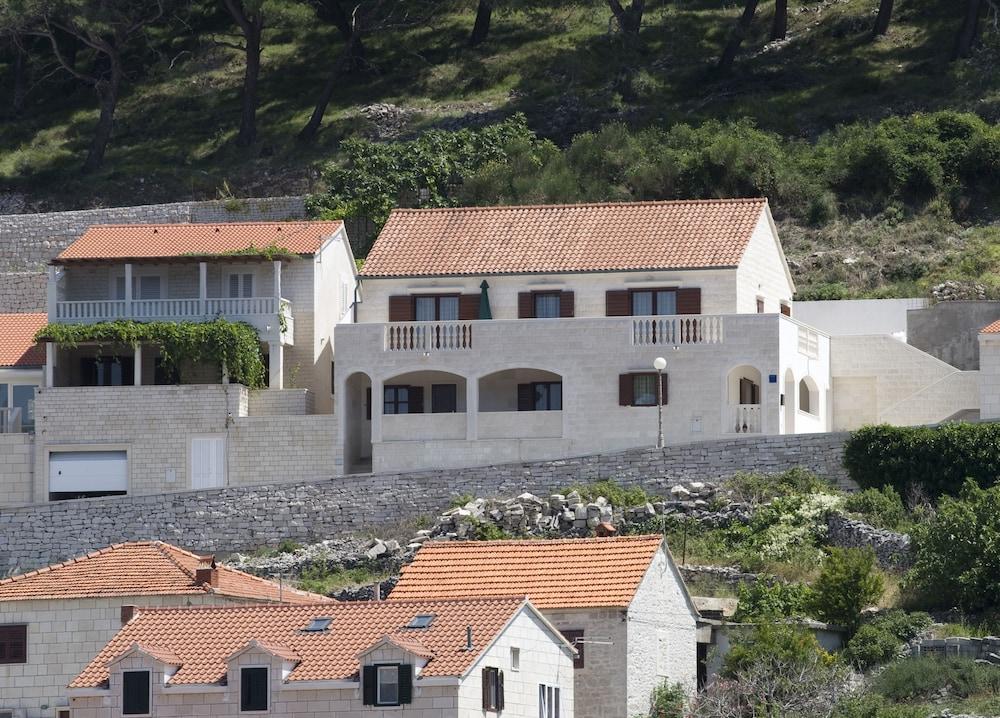 Pucisca Villa Postira Exterior foto